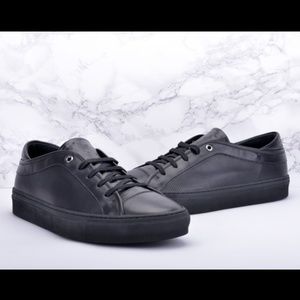 Runningman Red Herrings in Black